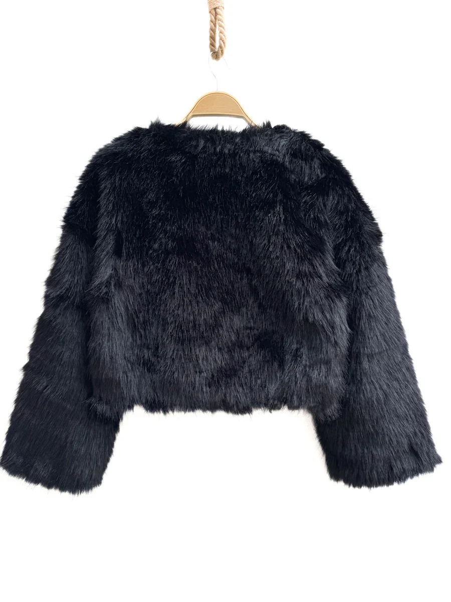 Chaquetas Corta de Pelo Sintético Estilo Elegante y Moderno en Negro y Marrón - Imagen 5